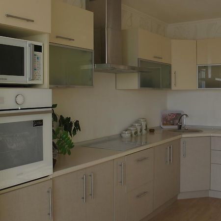 Apartment "Ostrova" Kryzhanivka Exterior photo
